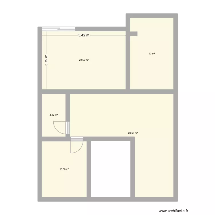 Le Navire. Plan de 5  et 77 m²