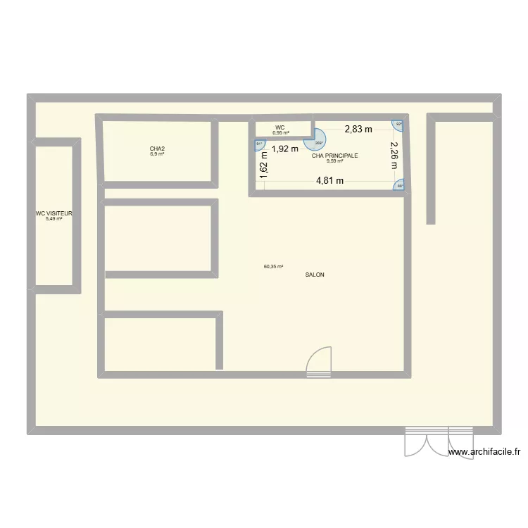 KRI HYACINTHE. Plan de 6 et 224 m² KRI HYACINTHE. Plan de 6 et 224 m²