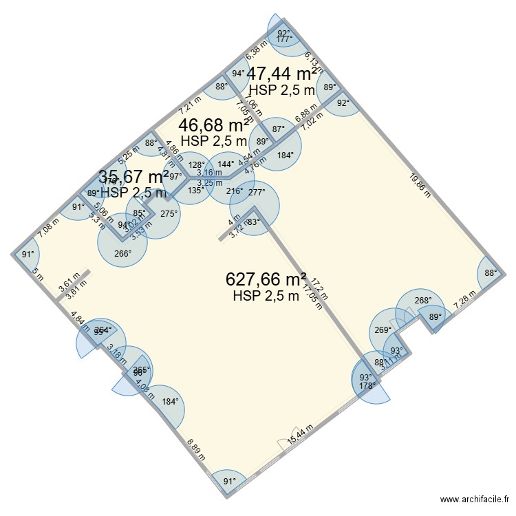 Le Café Serpente. Plan de 4 pièces et 757 m2