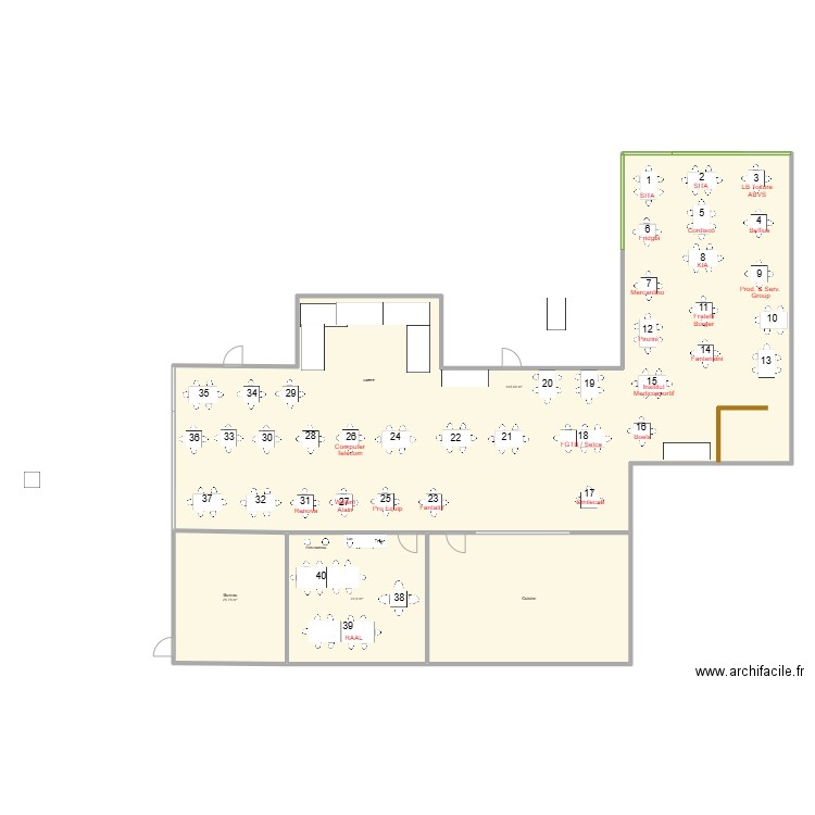 10/08 - Sita Osteria. Plan de 4 pièces et 345 m2