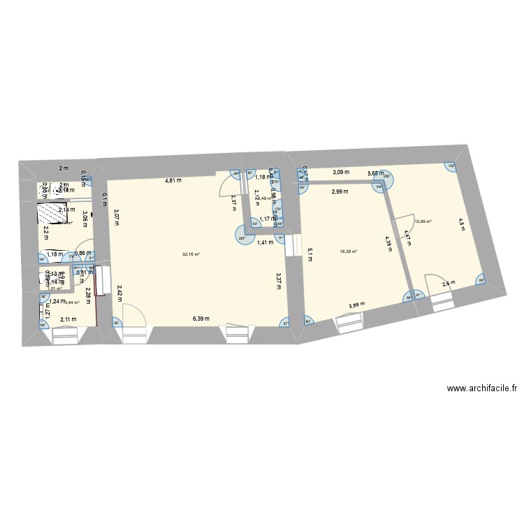 maison. Plan de 7 pièces et 75 m2
