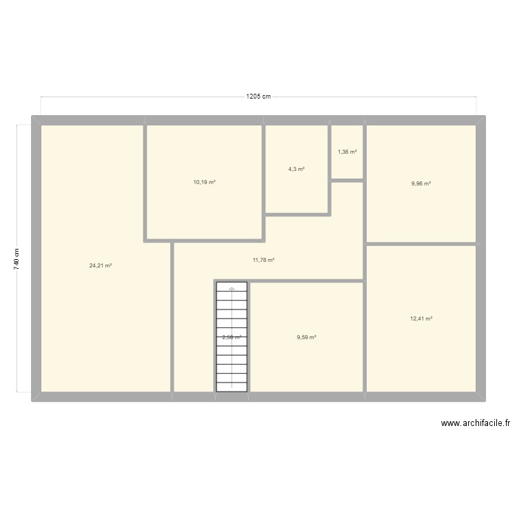 molle. Plan de 9 pièces et 86 m2
