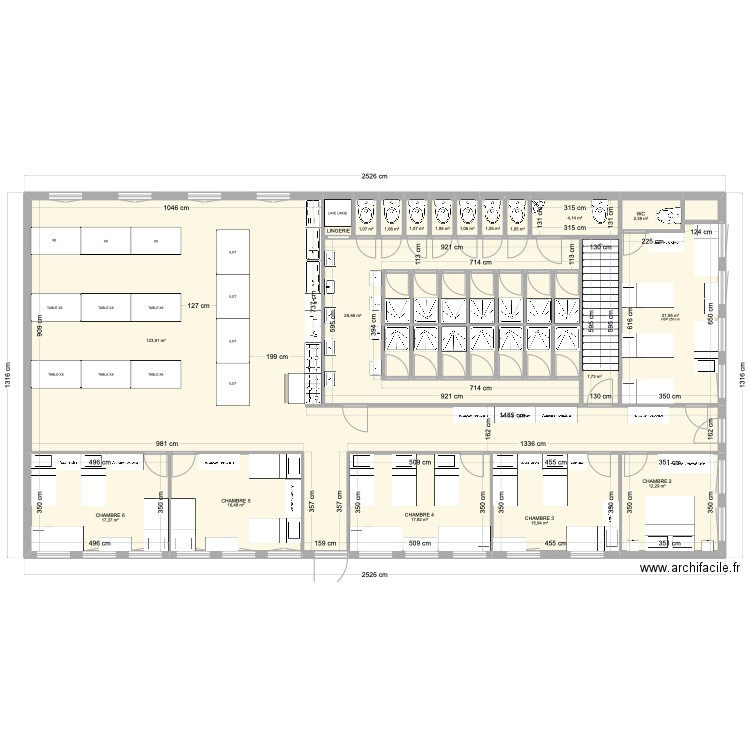 Petit atelier Gite. Plan de 34 pièces et 300 m2