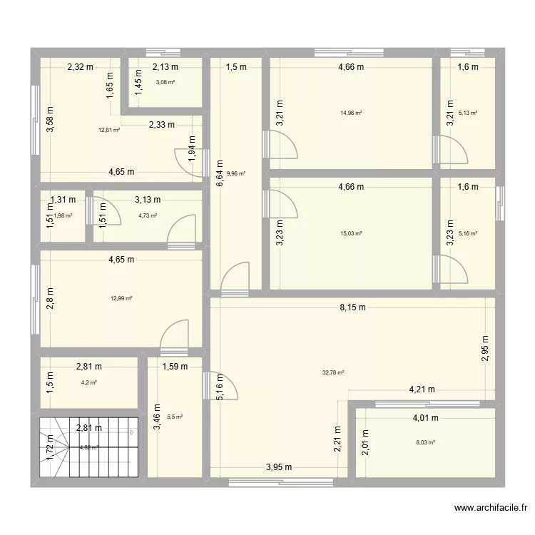 mpouto 1 apartement. Plan de 15  et 141 m²