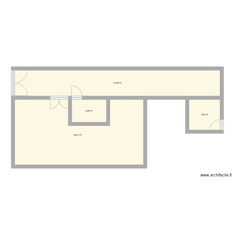 RDC. Plan de 4 pièces et 85 m2