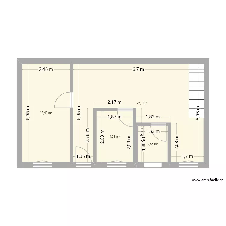 Tarek. Plan de 4  et 44 m²