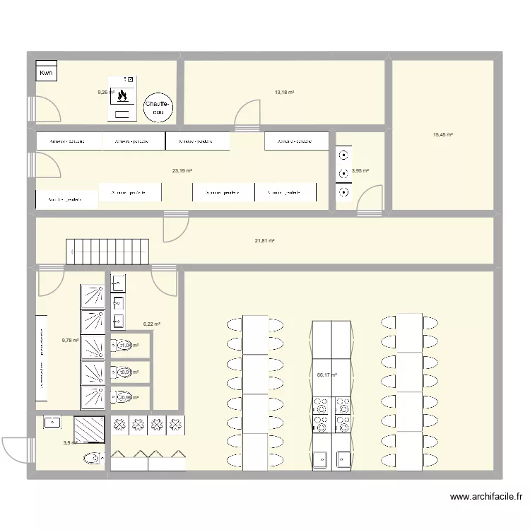 hangar. Plan de 13  et 176 m²