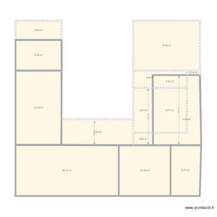 Intergration ancien/nouveau. Plan de 15 pièces et 97 m2