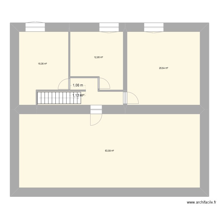etage. Plan de 5 pièces et 125 m2