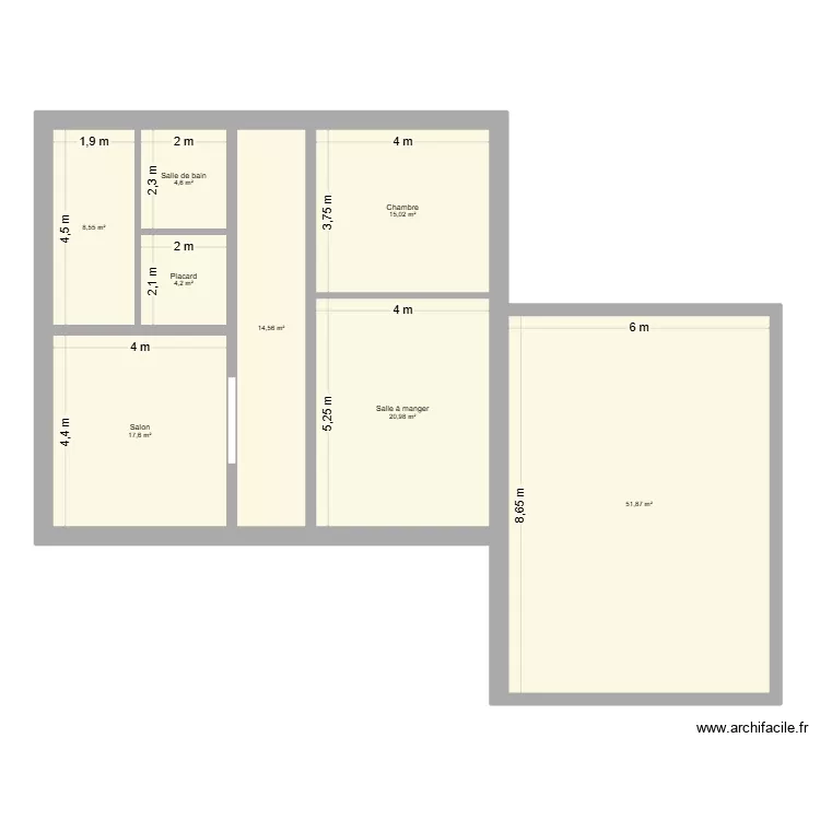 RDC. Plan de 9  et 134 m²