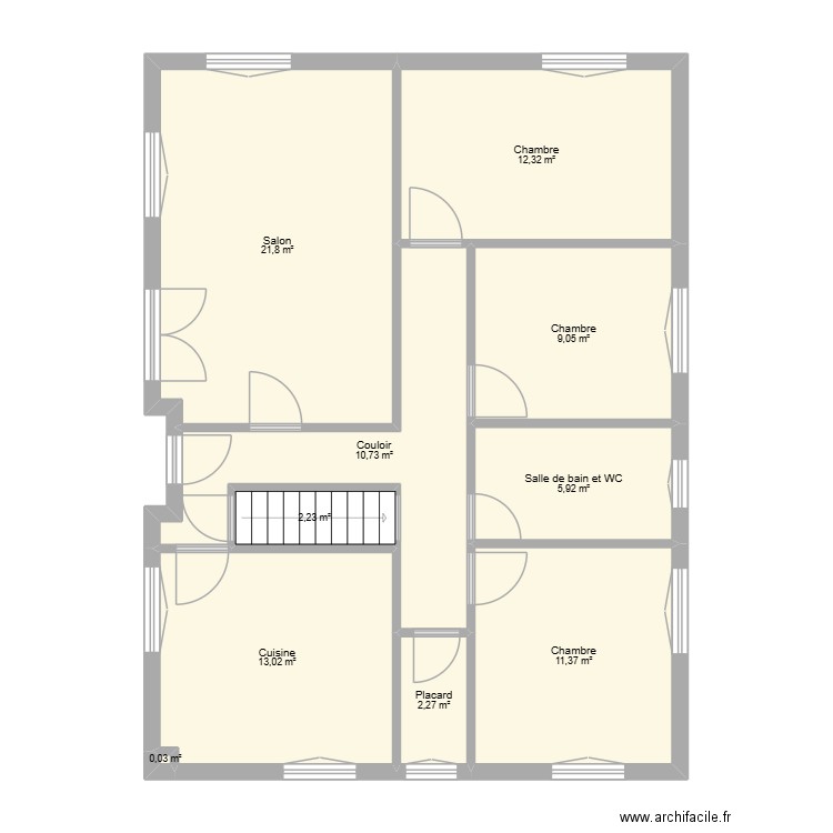 Maison Tonio. Plan de 10 pièces et 89 m2