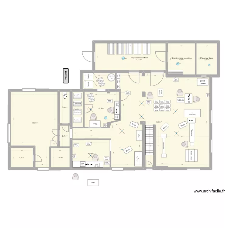 AMARIN 006. Plan de 13  et 222 m²