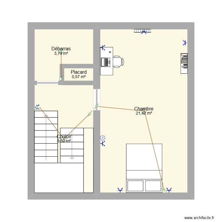 etage jean-luc avec electricité. Plan de 4 pièces et 35 m2