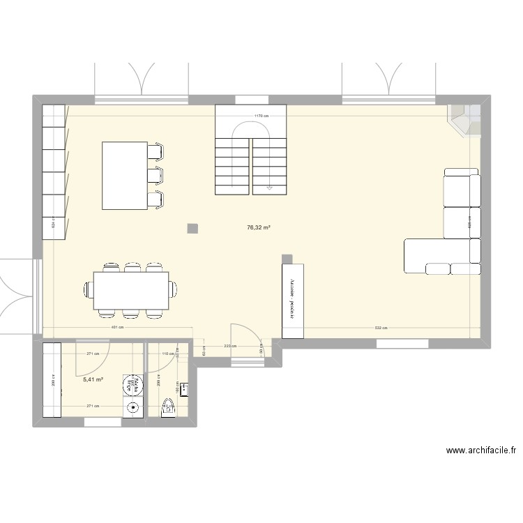 RDC après 2. Plan de 2 pièces et 82 m2