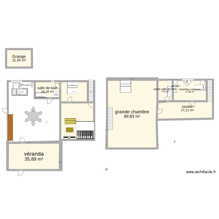 maison chiens. Plan de 15 pièces et 252 m2
