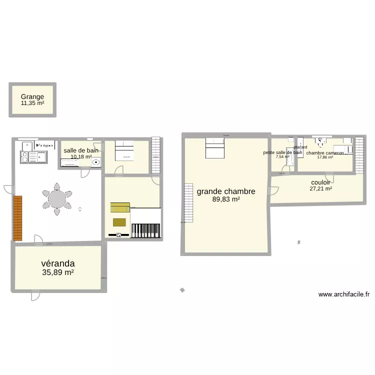 maison chiens. Plan de 15 pièces et 252 m²