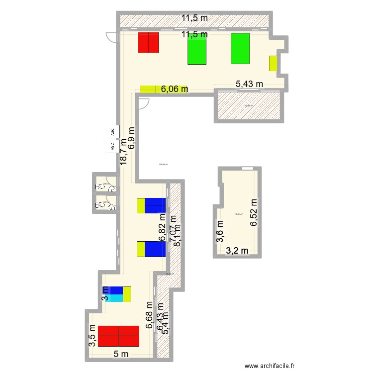 Locaux 9e. Plan de 7 pièces et 178 m2
