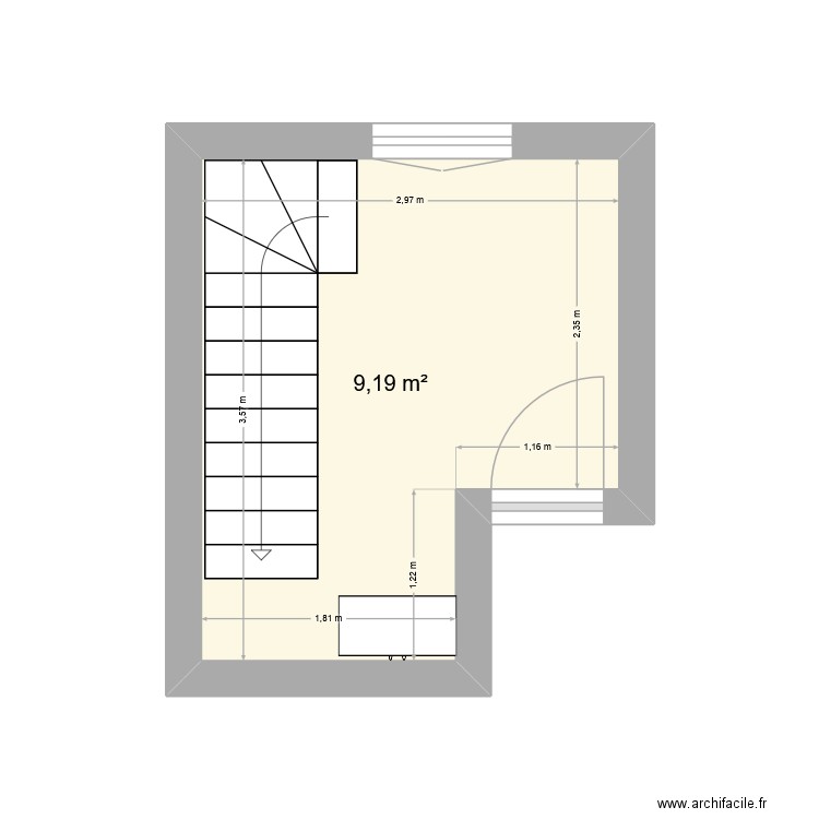 Bureau. Plan de 1 pièce et 9 m2