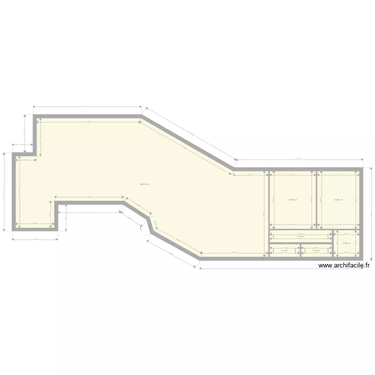balestre. Plan de 7  et 163 m²