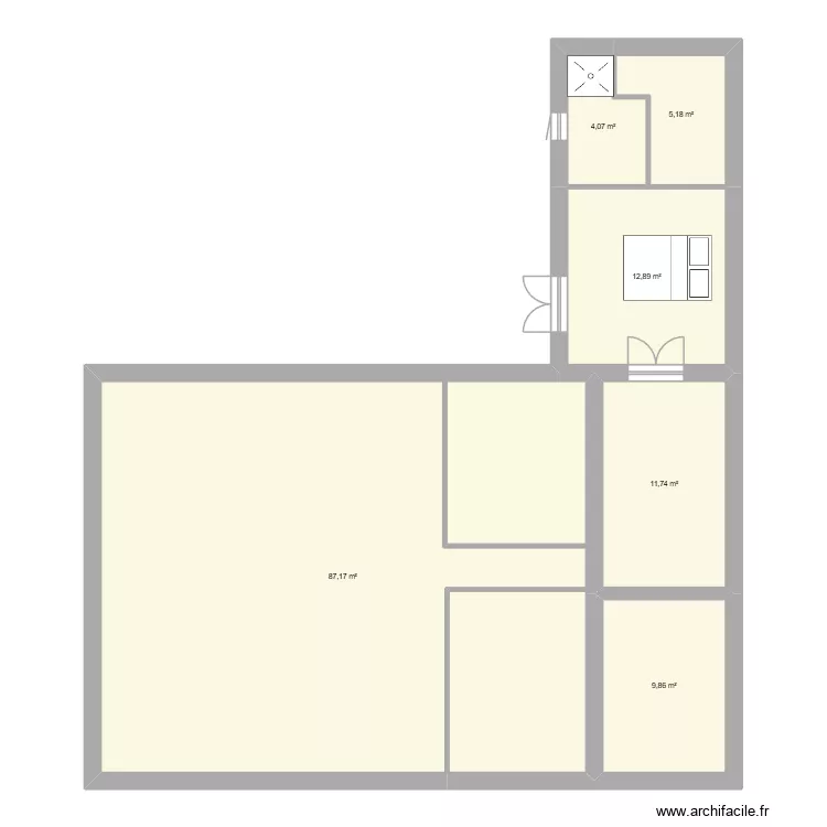extension. Plan de 6  et 131 m²