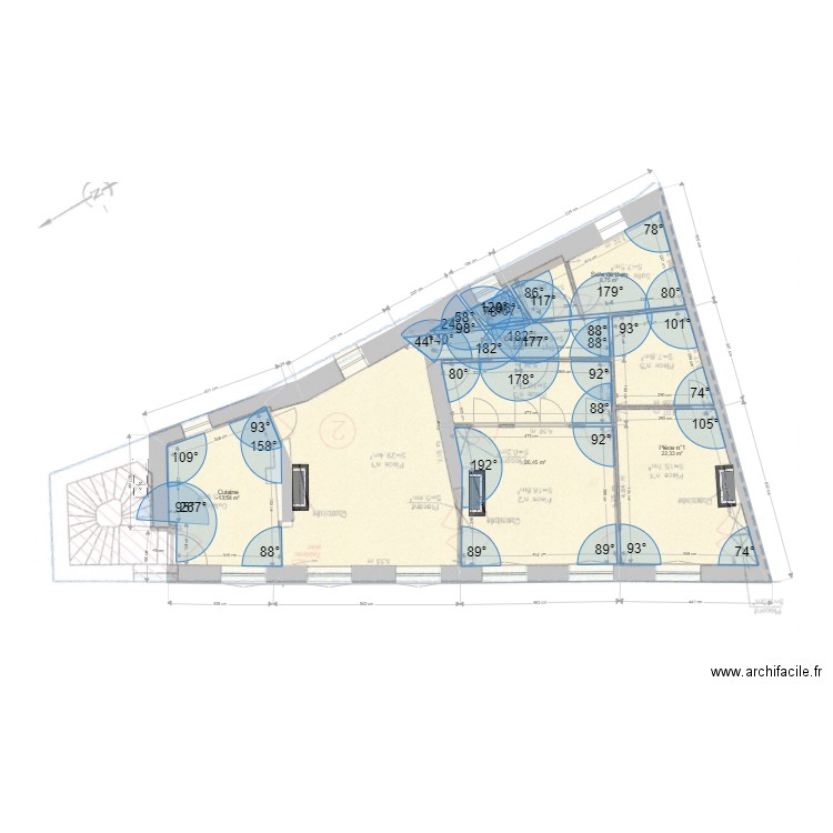 Coupejarret5. Plan de 7 pièces et 77 m2