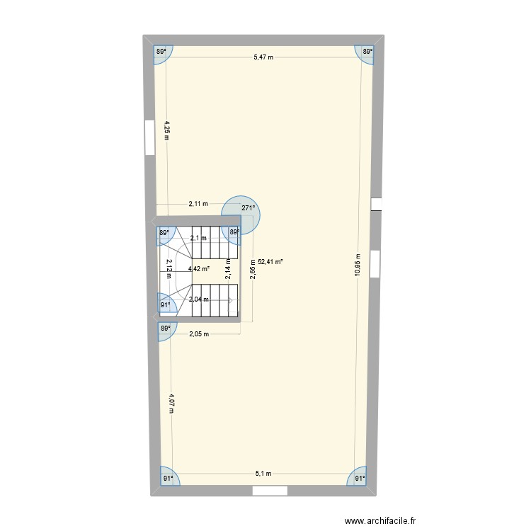 Combles. Plan de 2 pièces et 57 m2