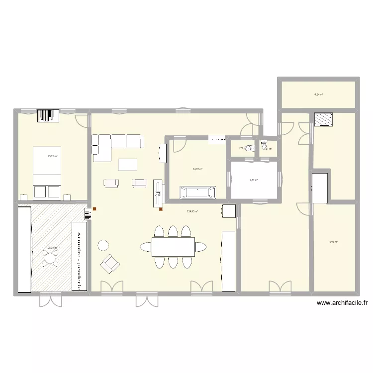 Jpt. Plan de 9  et 225 m²