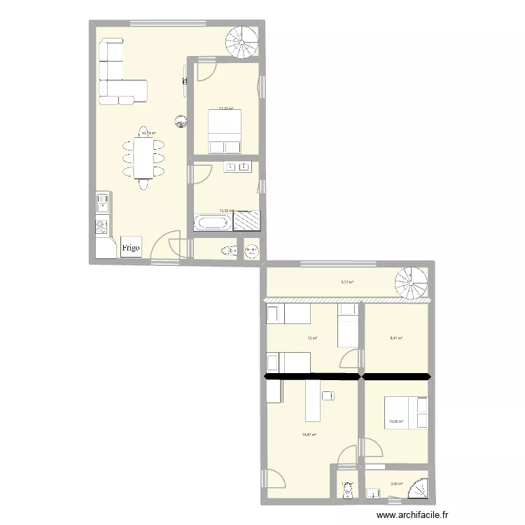 Studio grange avec etage. Plan de 10  et 130 m²