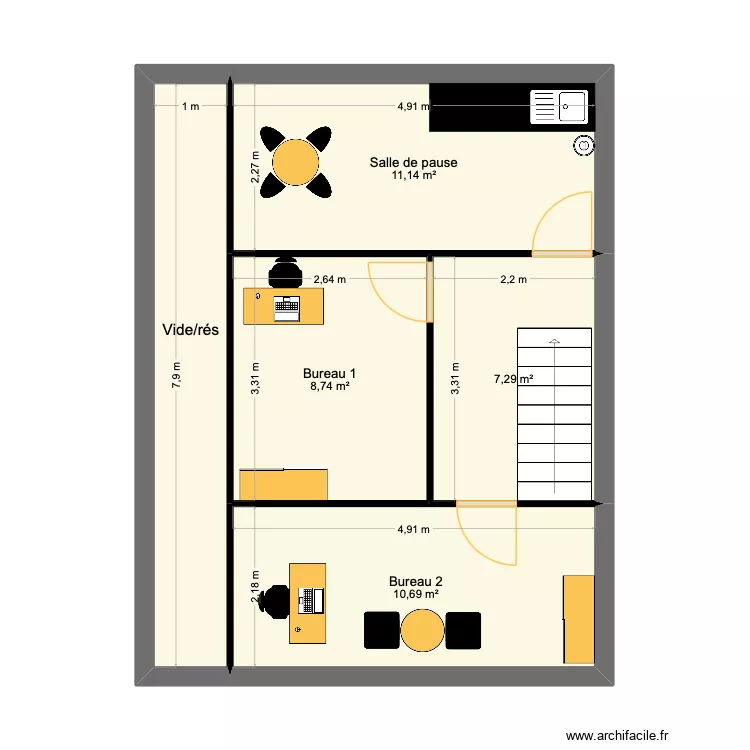 BUREAUX SUR MEZZANINE. Plan de 5  et 46 m²