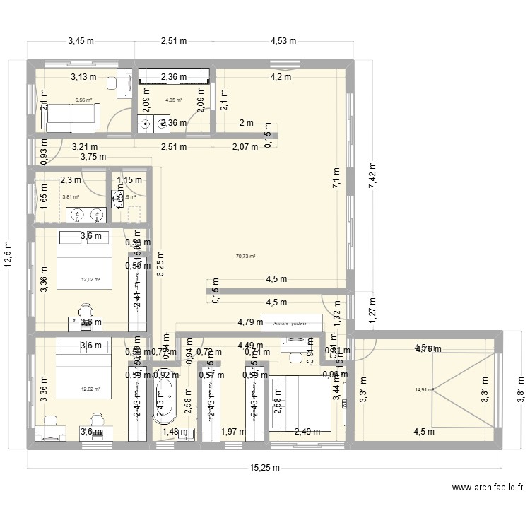 elif. Plan de 8 pièces et 127 m2