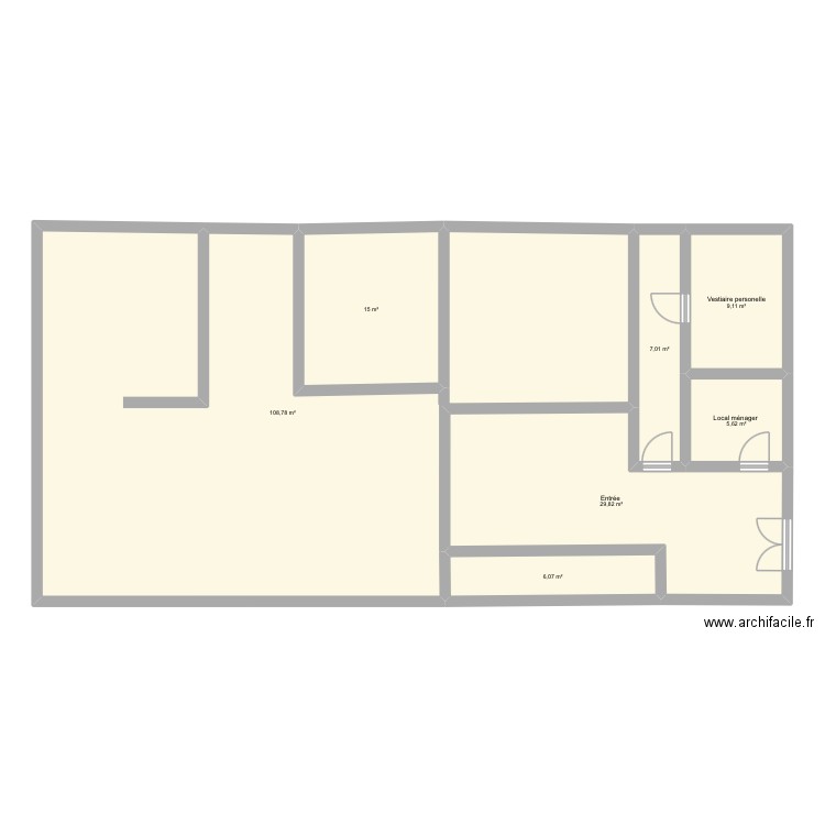 Micro creche. Plan de 7 pièces et 181 m2
