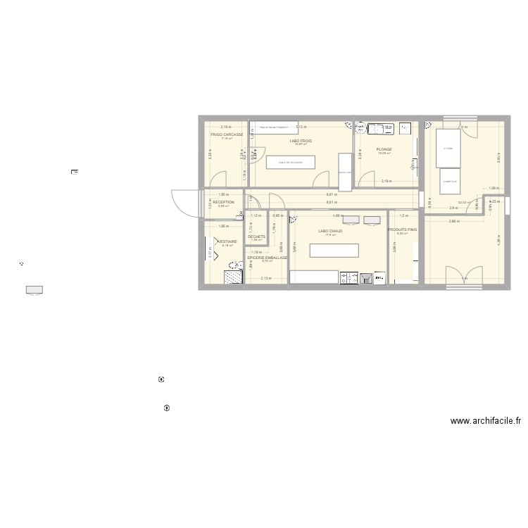 BASE. Plan de 10 pièces et 115 m2