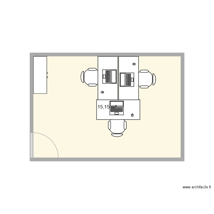 Bureau 3 personnes. Plan de 1 pièce et 15 m2