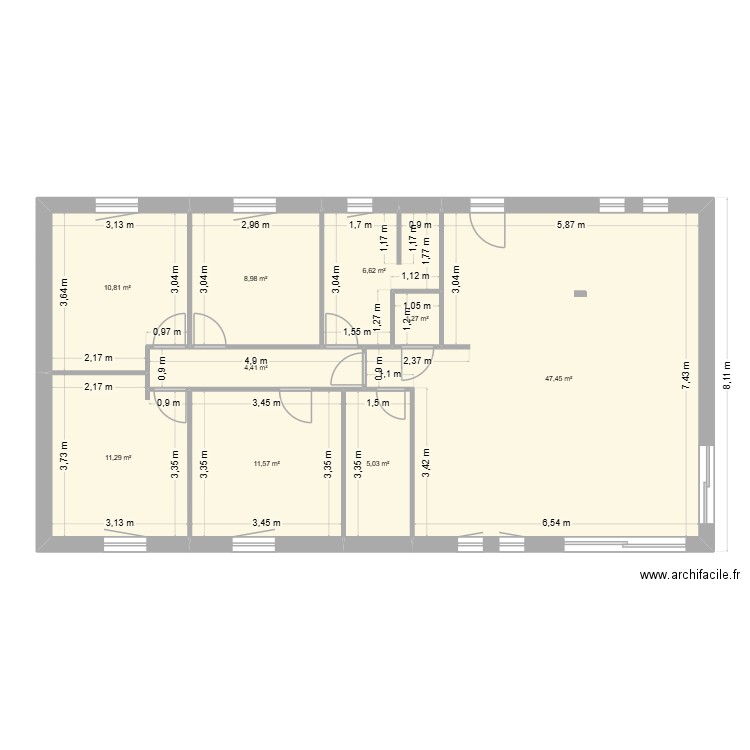 Cadenet 2. Plan de 9 pièces et 107 m2
