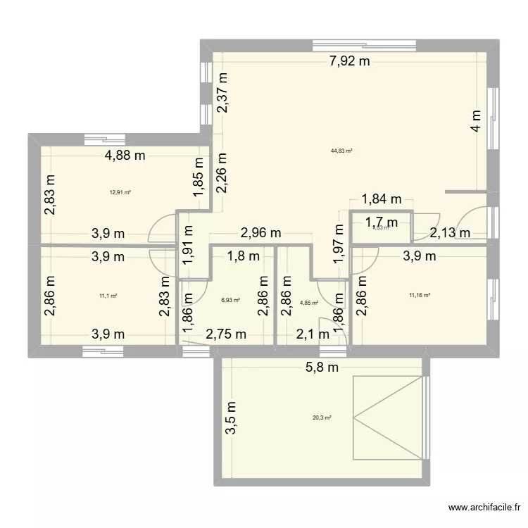 RUIZ. Plan de 8 et 114 m² RUIZ. Plan de 8 et 114 m²