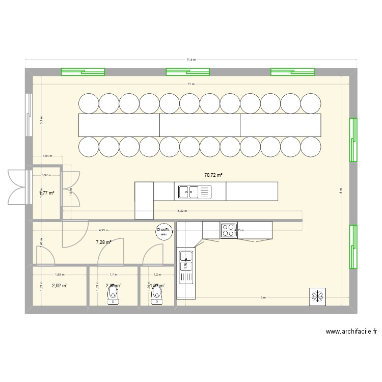 club house. Plan de 6 pièces et 86 m2