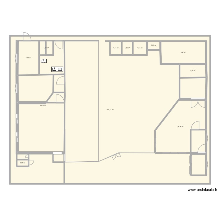 Fouras 1. Plan de 12 pièces et 389 m2