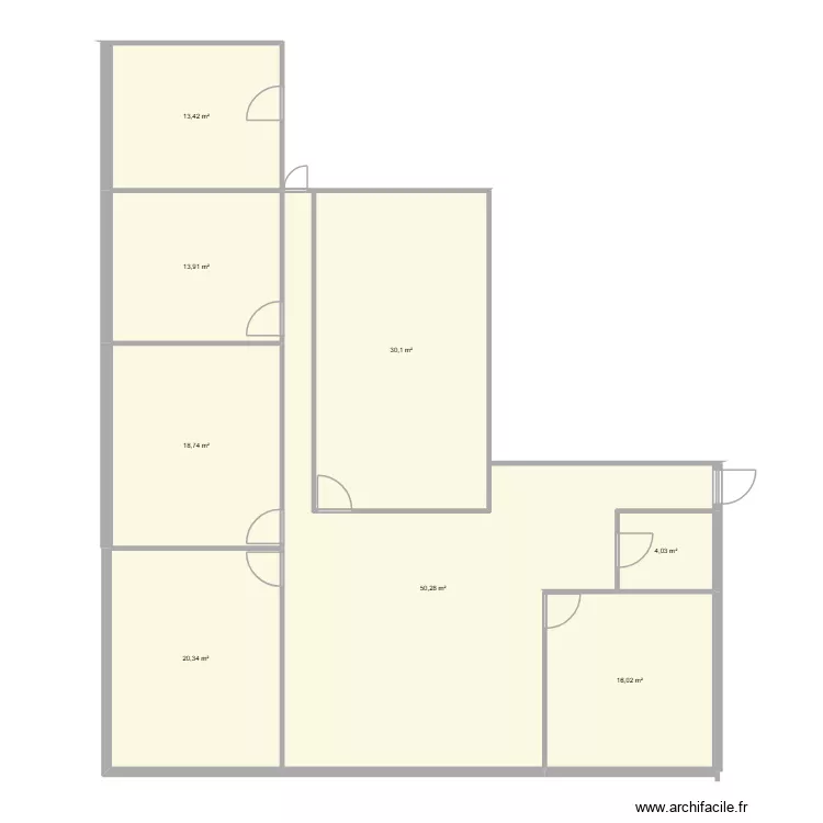 YVRAC RDC. Plan de 8  et 167 m²