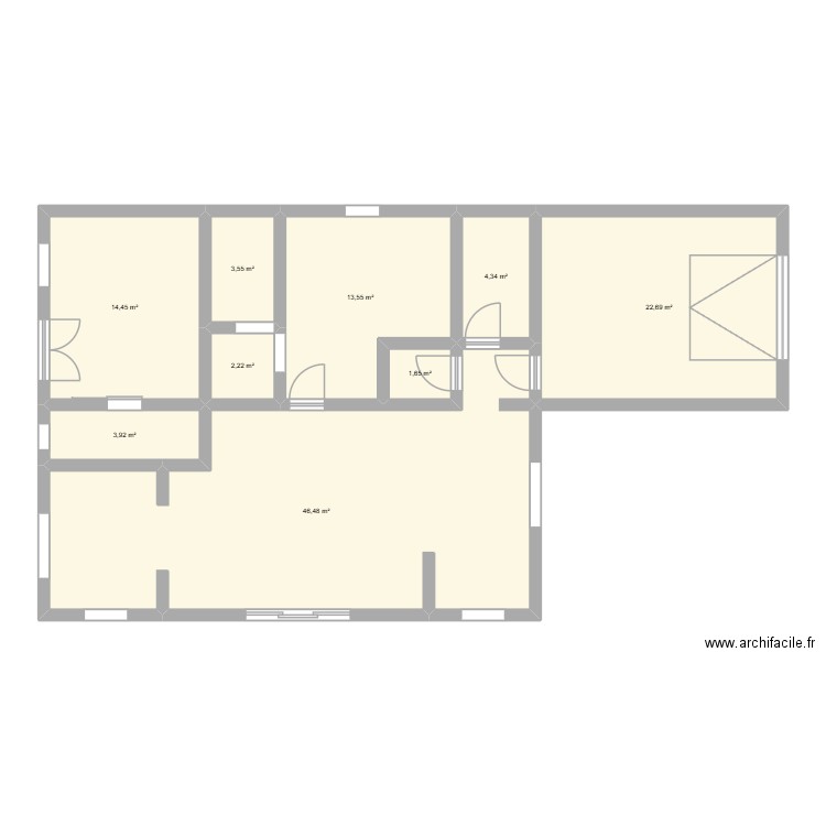 perrier vide. Plan de 9 pièces et 113 m2