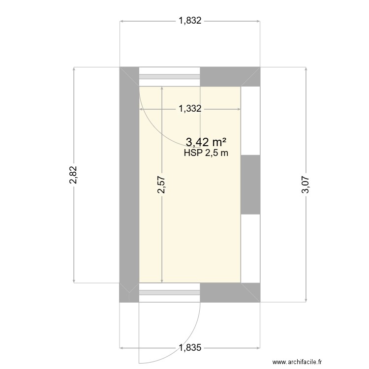 entre. Plan de 1 pièce et 3 m2
