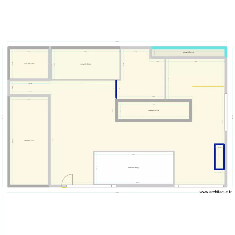 entrep&ocirc;t logistique. Plan de 8  et 404 m²
