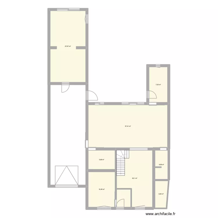 Maison Plan. Plan de 8 Pièces et 118 m²