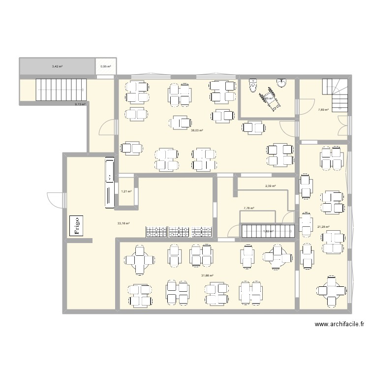 Salle Bar. Plan de 13 pièces et 164 m2