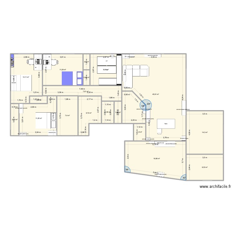 Beausoleil. Plan de 18 pièces et 165 m2