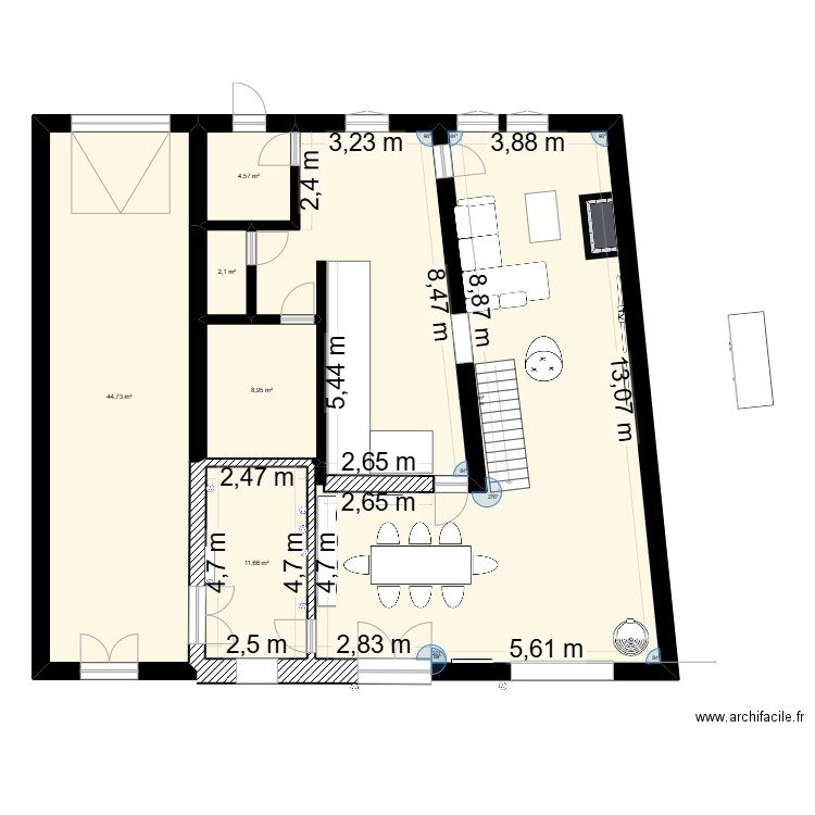 MACK. Plan de 6 pièces et 171 m2