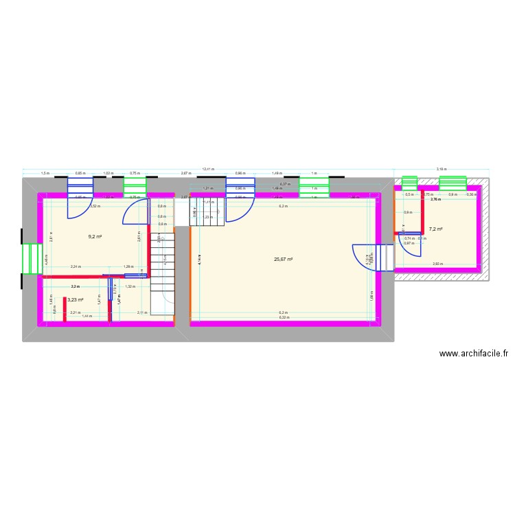 maison. Plan de 10 pièces et 76 m2
