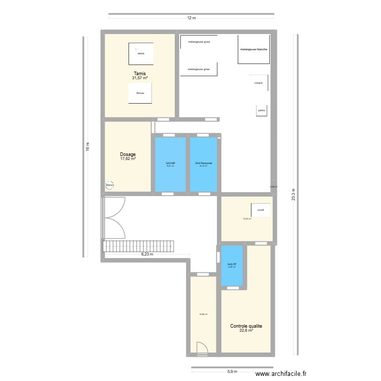 Locaux objectif. Plan de 10 pièces et 179 m2