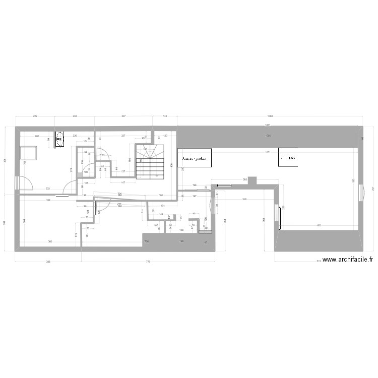 1er étage. Plan de 3 pièces et 102 m2