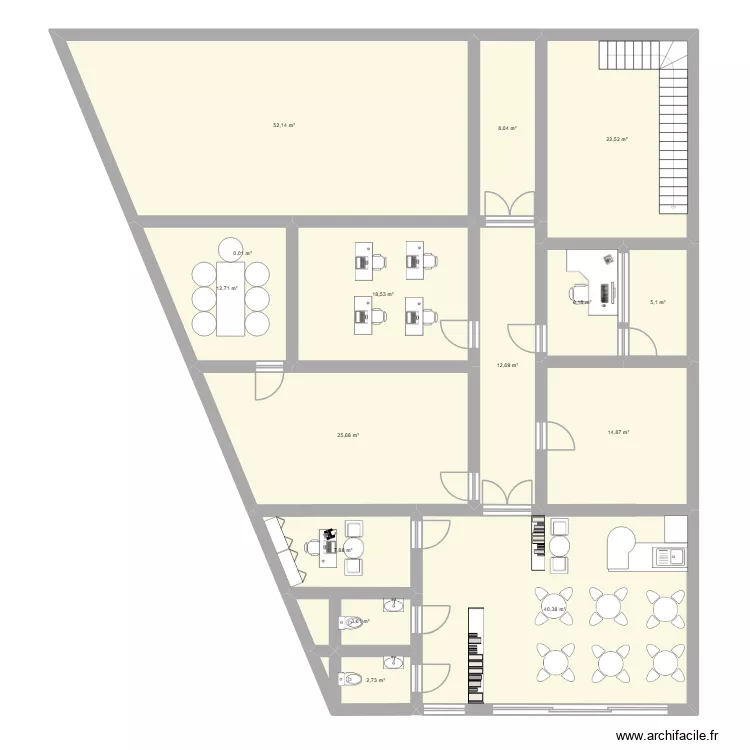 oz\'arts. Plan de 15  et 233 m²