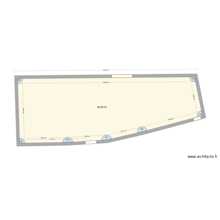remise lucas. Plan de 2 pièces et 81 m2